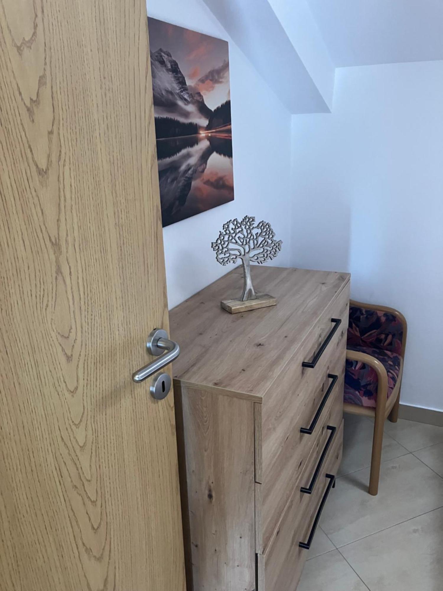 Apartman Voch Zambratija  Exterior foto